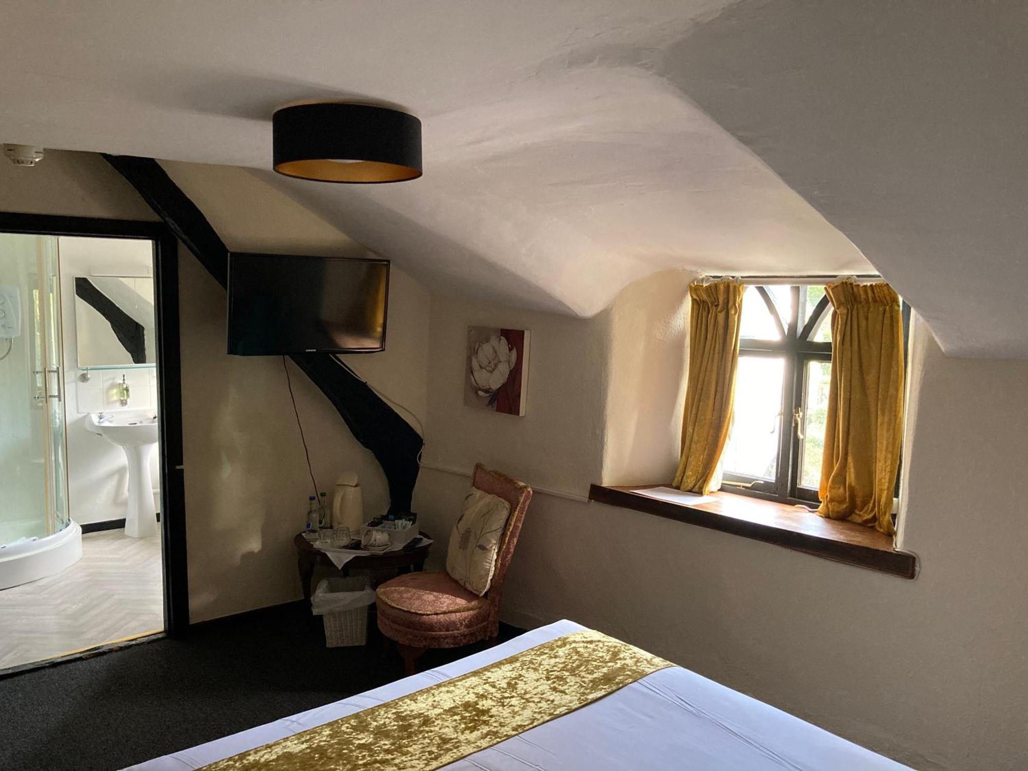 The Cridford Inn Trusham Room photo
